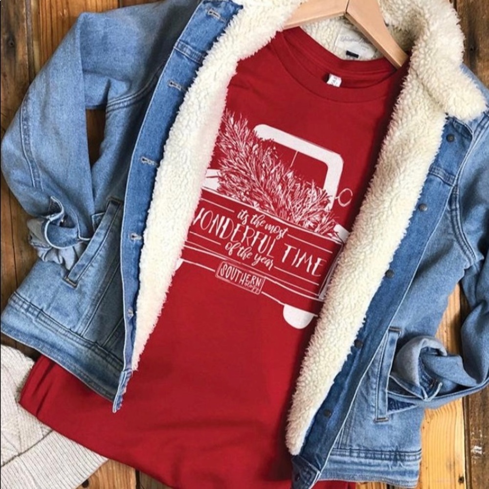 Southernology Most Wonderful Time of the Year Christmas Tee Old Red Truck NEW S